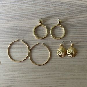 Costume jewelry lot